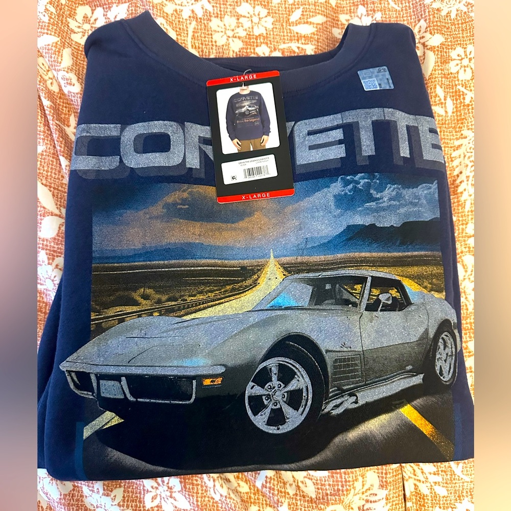 Men’s Navy Blue Graphic T-Shirt